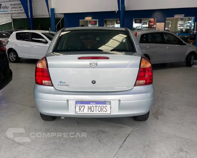 CORSA 1.4 MPFI PREMIUM SEDAN 8V FLEX 4P MANUAL