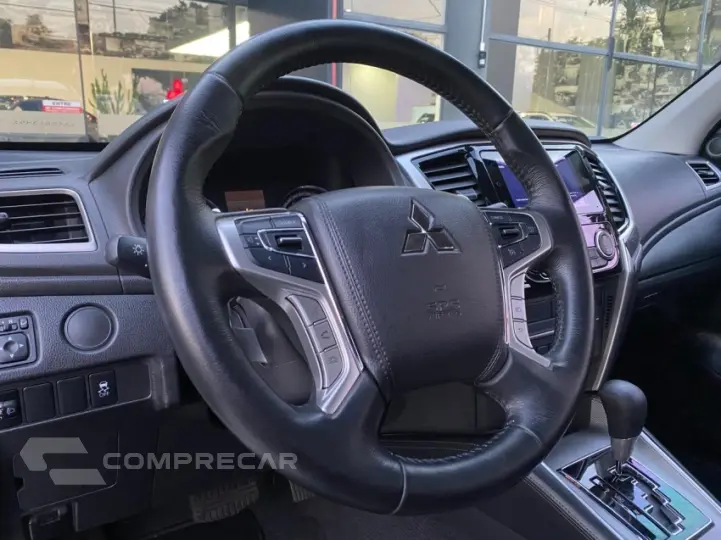 L200 TRITON 2.4 16V Turbo Sport HPE CD 4X4