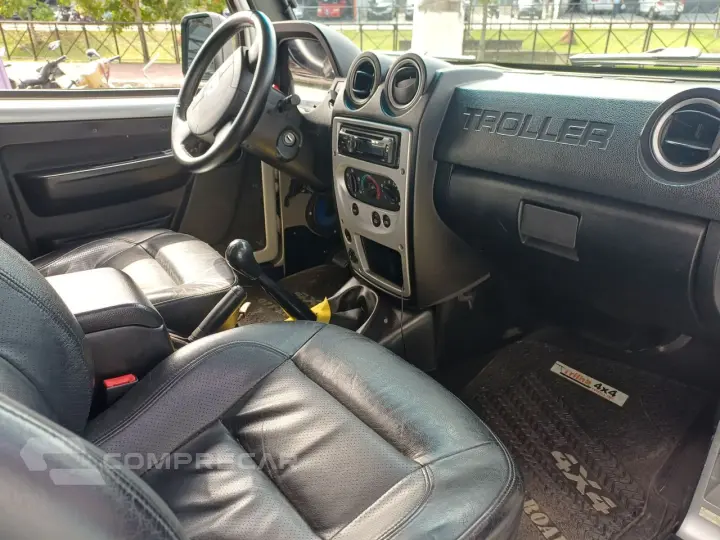 T4 3.0 NGD TURBO DIESEL CAPOTA RIGIDA