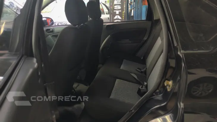 FIESTA 1.6 MPI Class Sedan 8V