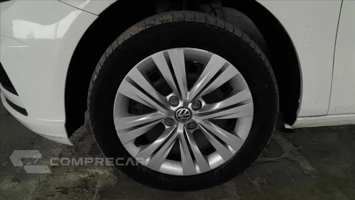 VOYAGE 1.0 12V MPI TOTALFLEX 4P MANUAL