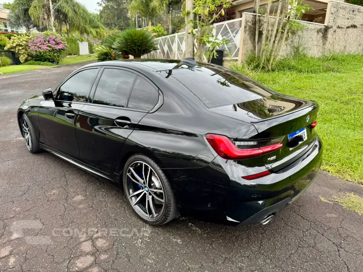 BMW 330I M Sport 2.0 TB 16V 4P