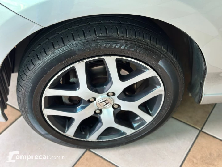 CITY 1.5 Sport 16V