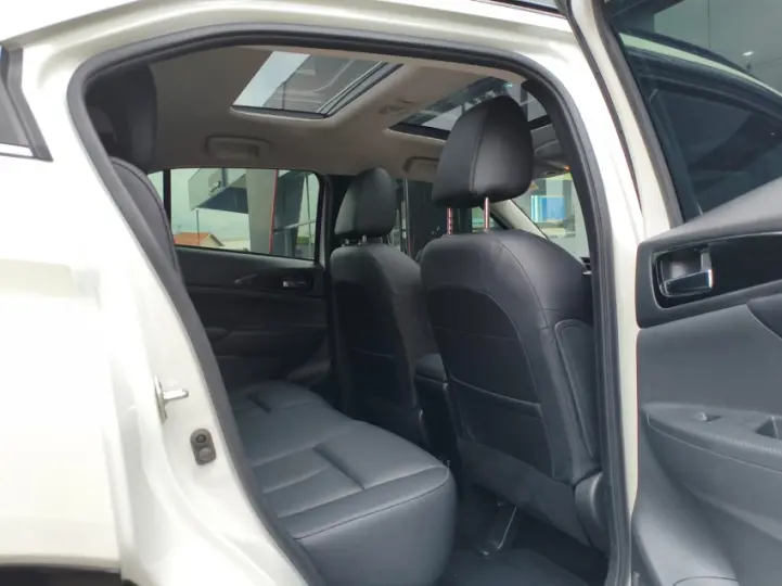 ECLIPSE CROSS 1.5 Mivec Turbo Hpe-s S-awc