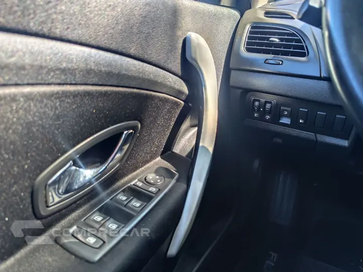 FLUENCE 2.0 DYNAMIQUE 16V FLEX 4P AUTOMÁTICO