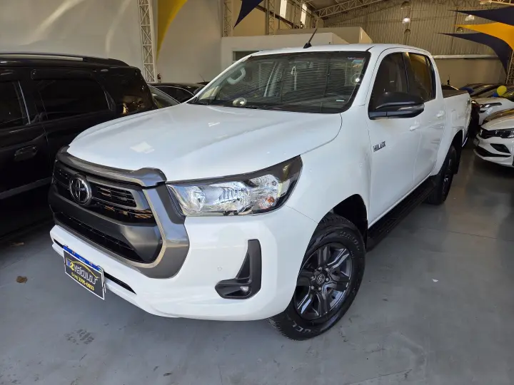 HILUX 2.8 D-4D TURBO DIESEL CD SR 4X4 AUTOMÁTICO