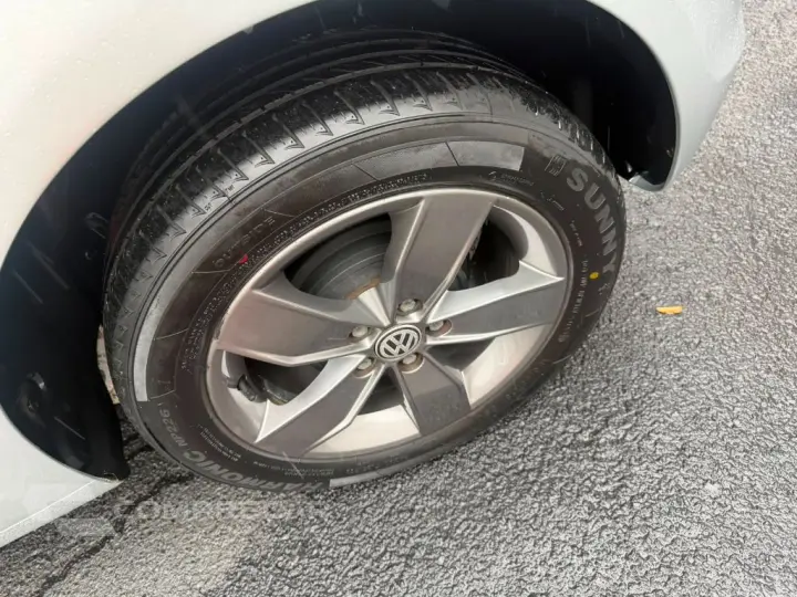 Fox RUN 1.6 Flex 8V 5p