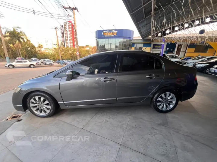 CIVIC 1.8 LXL 16V