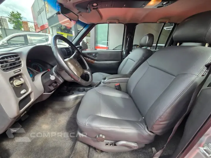 S10 P-Up Executive 2.4 MPFI F.Power CD