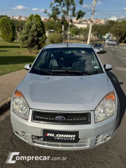 FIESTA 1.6 MPI Sedan 8V