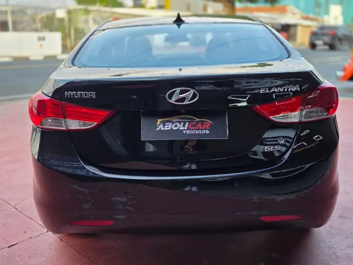 Elantra GLS 1.8 16V Aut.