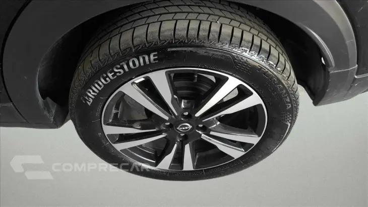 KICKS PLAY 1.6 16V FLEXSTART SENSE XTRONIC