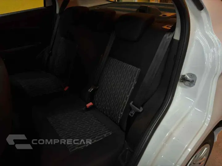 KA 1.0 TI-VCT FLEX SE SEDAN MANUAL