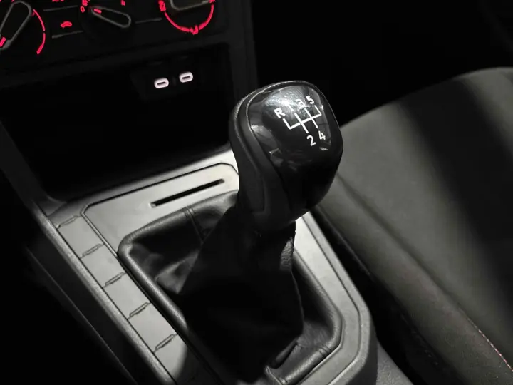 POLO 1.0 MPI TRACK MANUAL