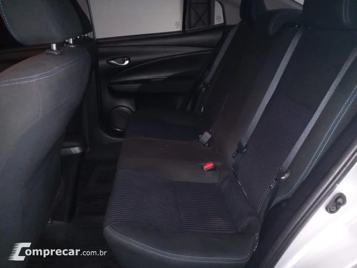 YARIS 1.5 16V Sedan XL