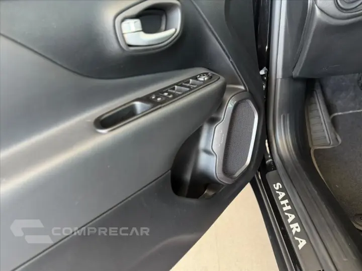 RENEGADE 1.3 T270 TURBO FLEX SAHARA AT6