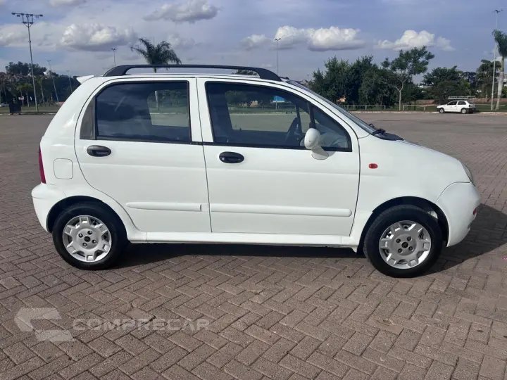 QQ 1.1 MPFI 16V
