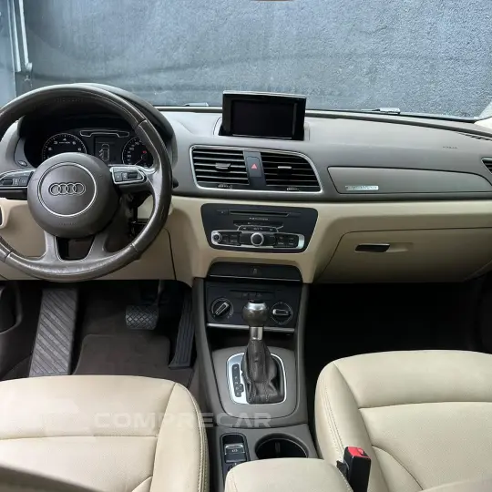 Q3 2.0 TFSI Ambiente Quattro