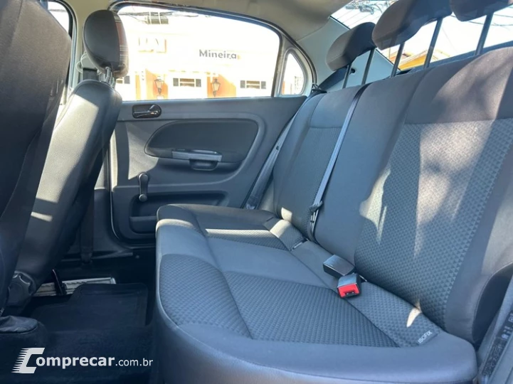 VOYAGE 1.0 12V MPI Totalflex City