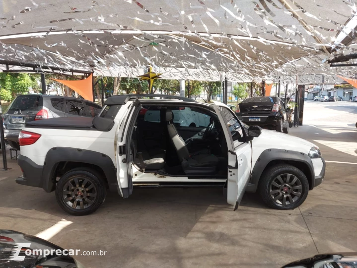 Strada 1.8 Adventure Cab.dupla
