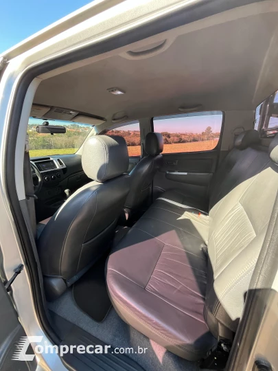 HILUX 2.7 SR 4X2 CD 16V