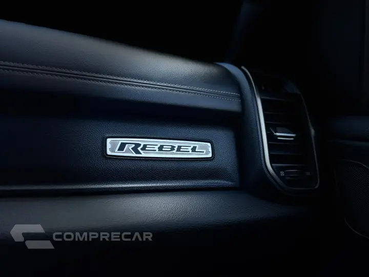 RAM 5.7 V8 1500 Rebel CD 4X4