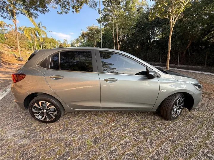 ONIX 1.0 TURBO FLEX PREMIER AUTOMÁTICO
