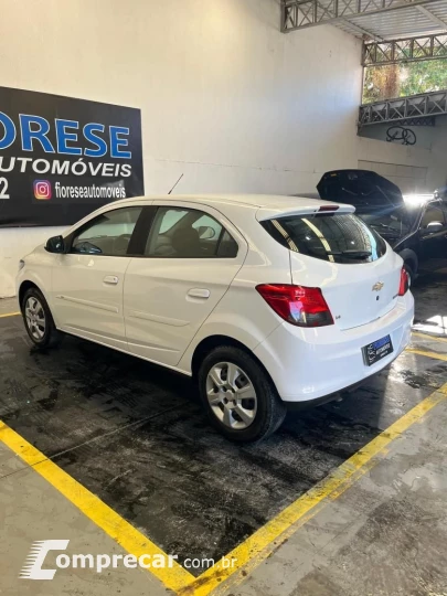 CHEVROLET ONIX 1.0 MPFI SELEÇÃO 8V