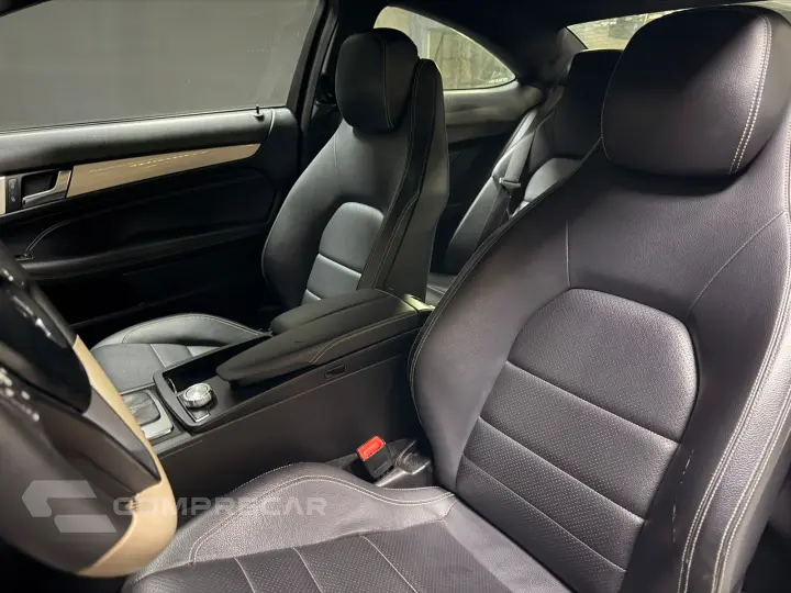 C 180 1.6 CGI COUPE 16V TURBO GASOLINA 2P AUTOMÁTICO