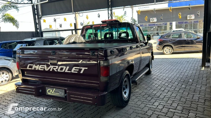 D20 4.0 Custom DE Luxe CS 8V