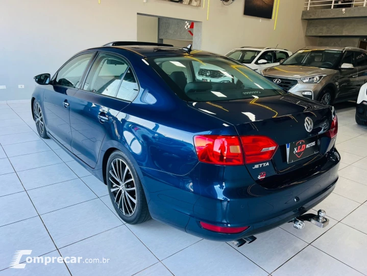 JETTA 2.0 COMFORTLINE 120CV FLEX 4P TIPTRONIC
