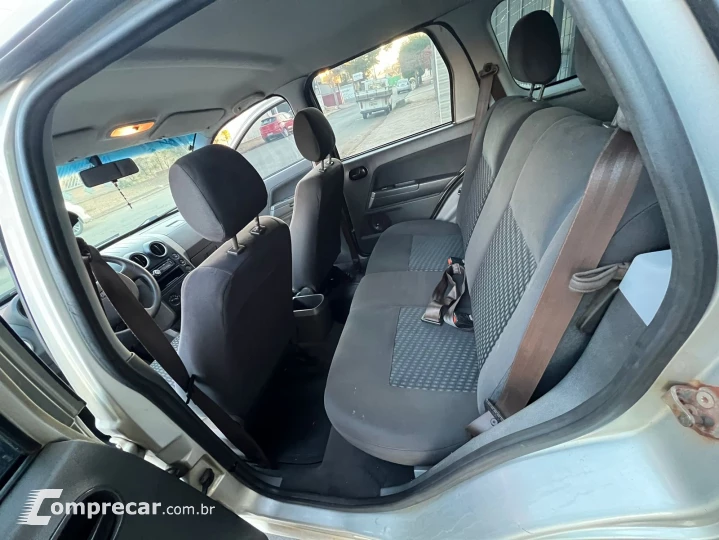 ECOSPORT 1.6 XLS 8V