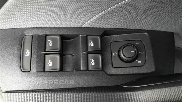 T-CROSS 1.0 200 TSI TOTAL FLEX COMFORTLINE AUTOMÁ