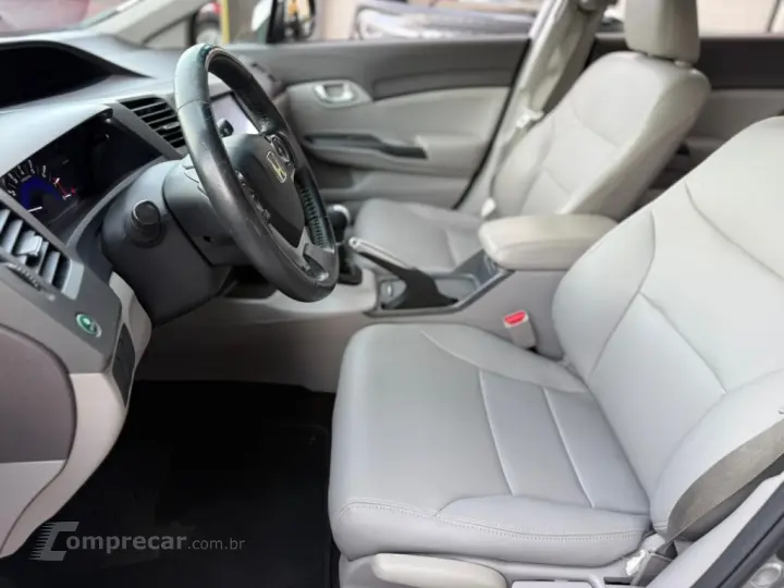 CIVIC 1.8 LXL 16V FLEX 4P MANUAL