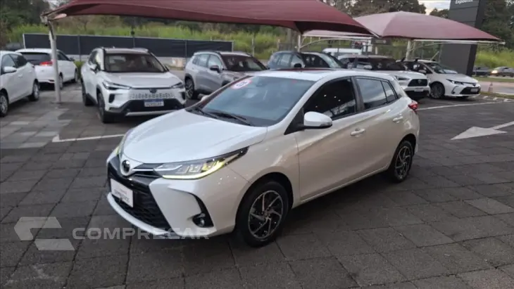 YARIS 1.5 16V FLEX XLS CONNECT MULTIDRIVE