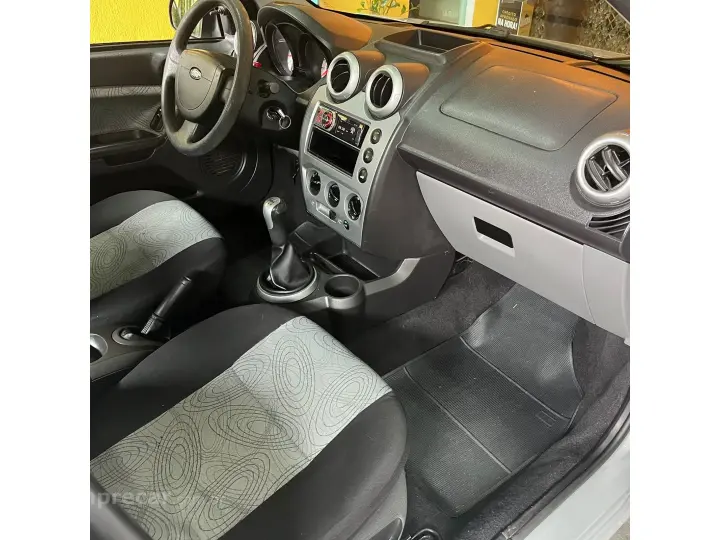 FIESTA 1.6 MPI SEDAN 8V FLEX 4P MANUAL