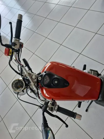 Kansas 150 Modelo sem Versão