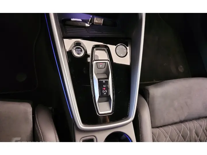 A3 2.0 TFSI GASOLINA SEDAN PERFORMANCE BLACK S-TRONIC