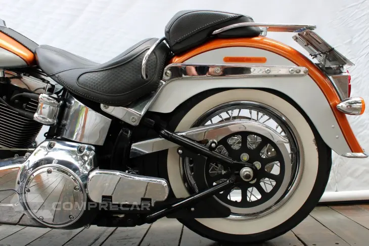 HARLEY-DAVIDSON SOFTAIL DELUXE