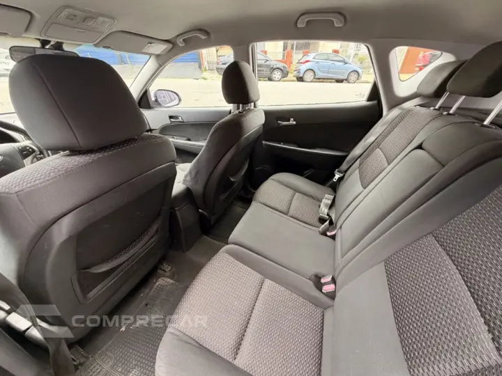 i30 2.0 16V 145cv 5p Aut.