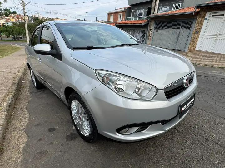 Grand Siena 1.6 Essence