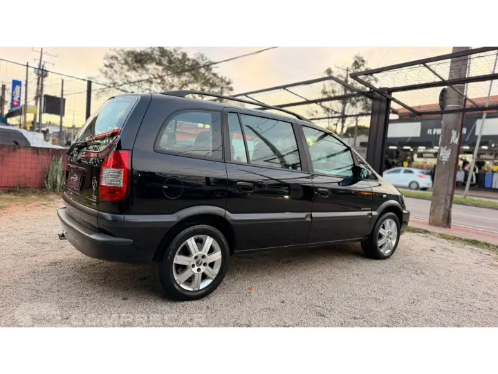 ZAFIRA 2.0 MPFI EXPRESSION 8V FLEX 4P AUTOMÁTICO