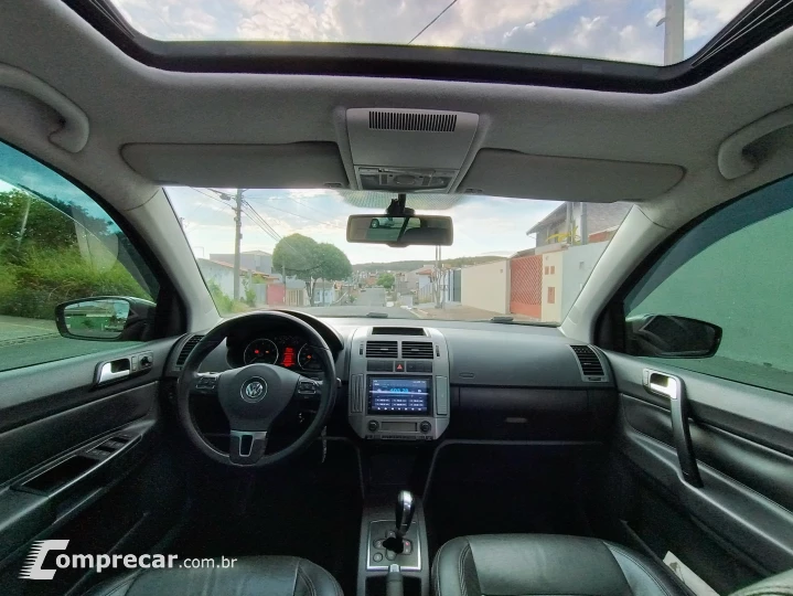 POLO SEDAN 1.6 MI Comfortline 8V