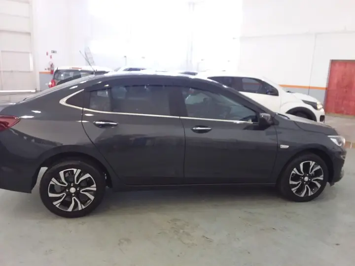 ONIX 1.0 TURBO FLEX PLUS PREMIER AUTOMÁTICO