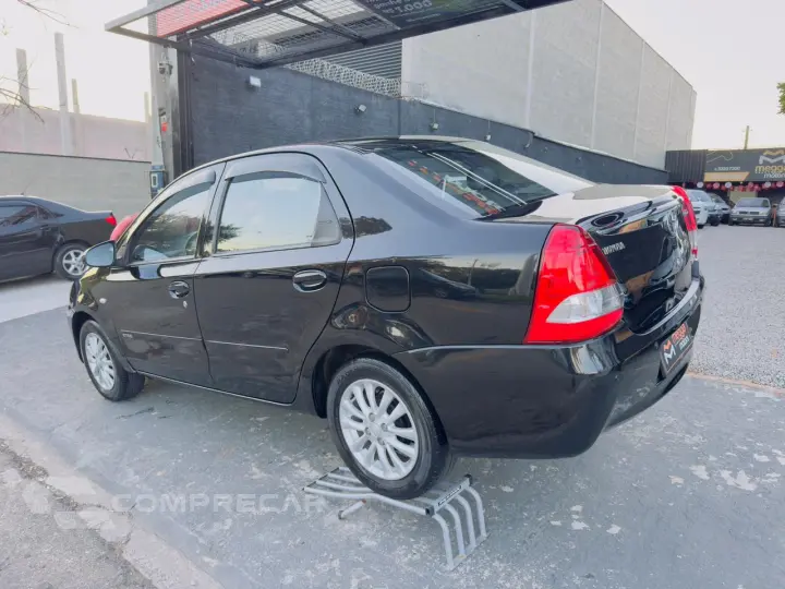 Etios Sedan 1.5 16V 4P FLEX XLS