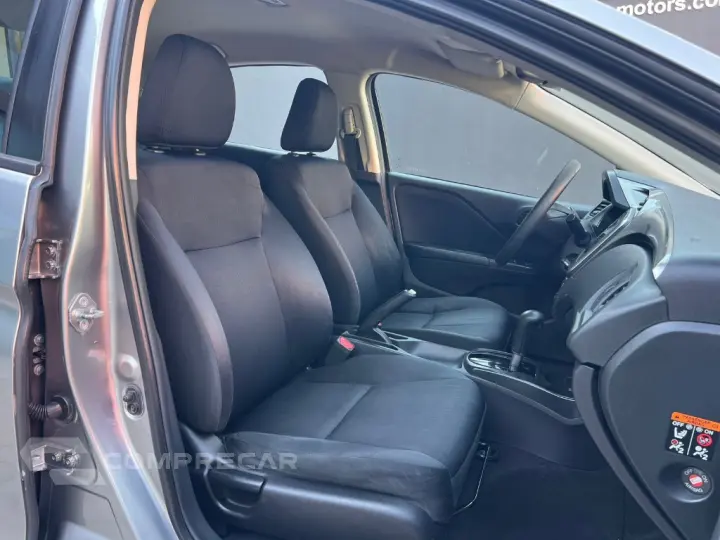 CITY Sedan LX 1.5 Flex 16V 4p Aut.