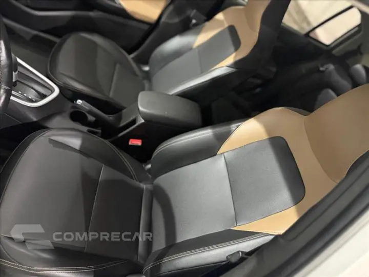 ONIX 1.0 Turbo Premier