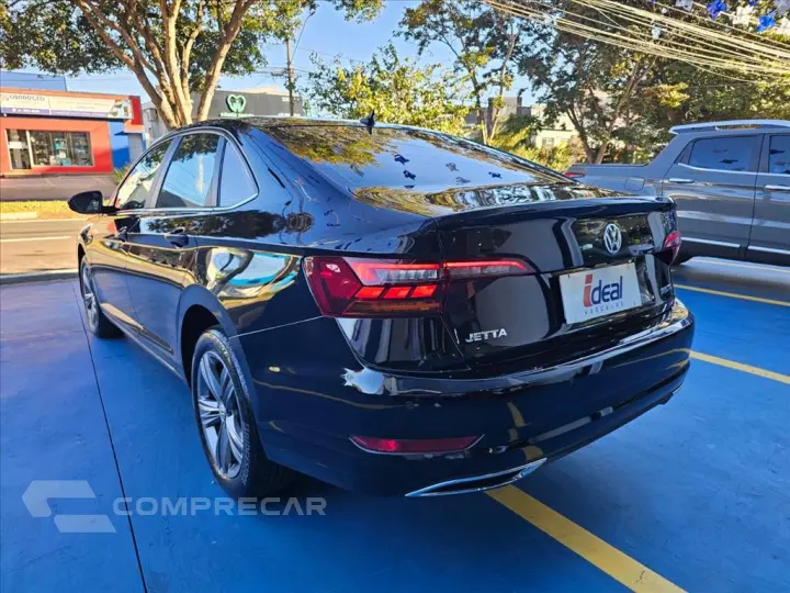 JETTA 1.4 250 TSI TOTAL FLEX R-LINE TIPTRONIC