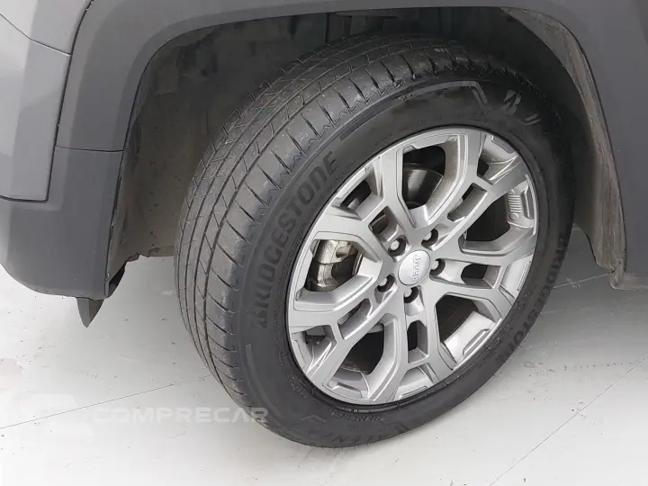 RENEGADE 1.3 T270 TURBO FLEX LONGITUDE AT6