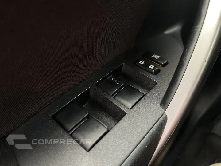 COROLLA 1.8 GLI 16V FLEX 4P AUTOMÁTICO